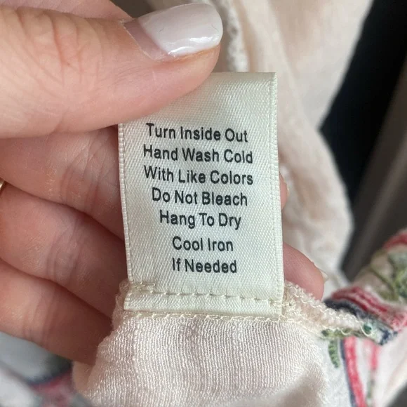 Altar’d State Light Pink Floral Embroidered Kimono-Size Large - Picture 5 of 7